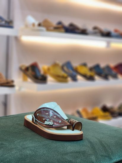 صورة زبيري وطني مطرز دبل مديل م52